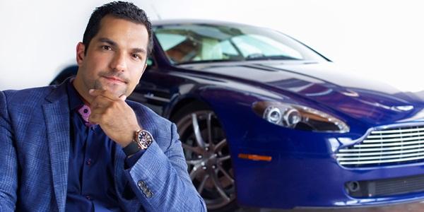 Chuyện về tỷ phú từng rửa xe thuê để kiếm sống, bị McDonalds từ chối cho làm tạp vụ-1