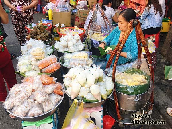 Ngắm đã mắt, ăn đã miệng ở gánh xôi 30 năm tuổi đẹp nhất Sài Gòn-2