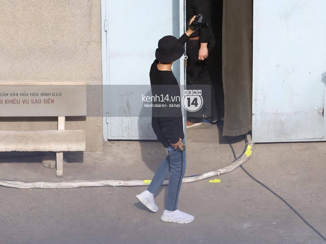 Vừa rời sân bay, Seventeen và Samuel đến ngay Nhà hát Hòa Bình tổng duyệt MAMA 2017 giữa trưa nắng-7