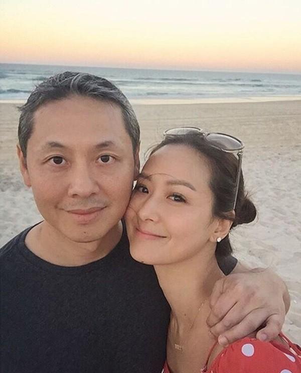 Chân dung tiểu thư U40 cực trẻ trung, tài giỏi trên người dát toàn hàng hiệu của tỷ phú xứ Đài-4