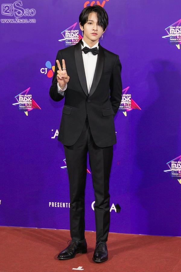 Nhóm nghệ sĩ quốc tế-3