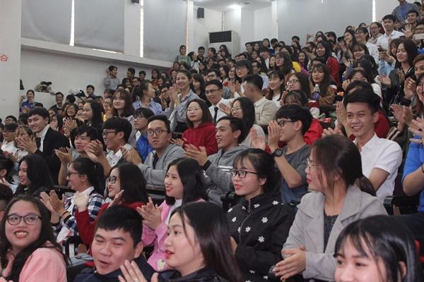 Phương Thanh từng dọa chia tay bạn trai khi bị ngăn cản đóng phim-1