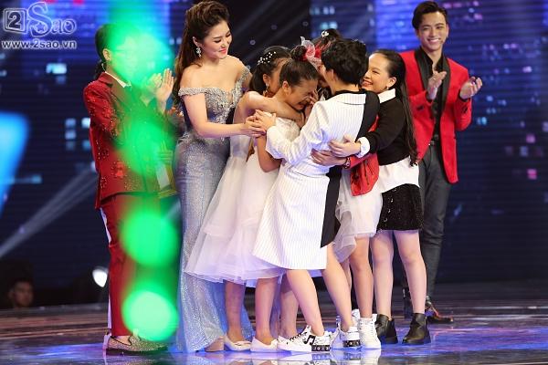 ‘Adele nhí’ Ngọc Ánh đăng quang The Voice Kids 2017-2