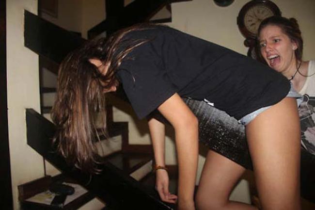 Những giấc ngủ với đủ mọi tư thế kinh điển nơi công cộng-5