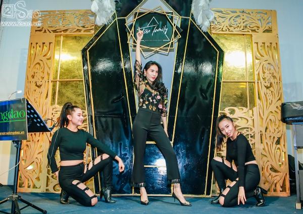 Sinh nhật tuổi 32, Thủy Tiên khóc khi lần đầu tiên được mẹ nói lời chúc mừng-10