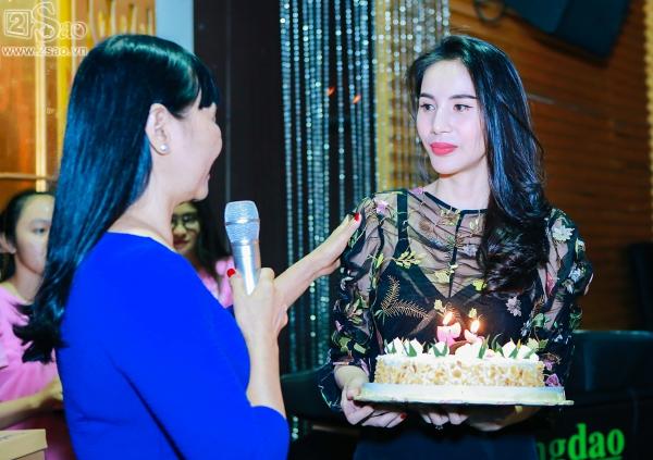 Sinh nhật tuổi 32, Thủy Tiên khóc khi lần đầu tiên được mẹ nói lời chúc mừng-6
