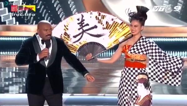 Đại diện Nhật Bản thắng giải Quốc phục đẹp nhất-1