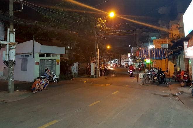 Gia cảnh nghèo khó của bé trai nghi bị bảo vệ dân phố sát hại-4