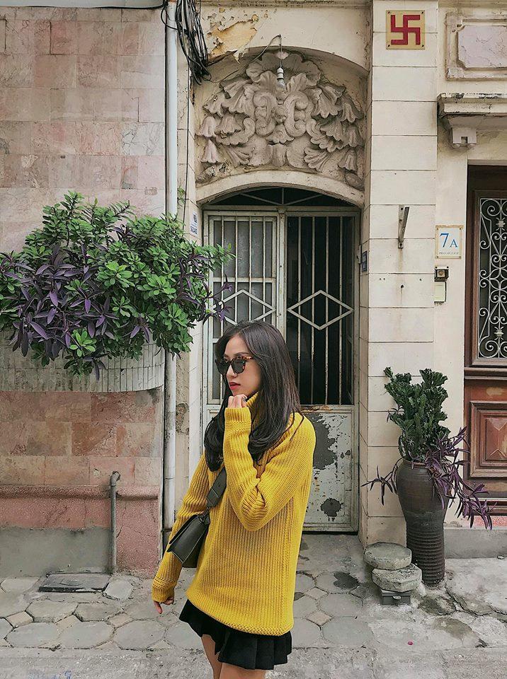 Hot girl - hot boy Việt 27/11: Phan Thành tình tứ ôm bạn gái từ phía sau-2