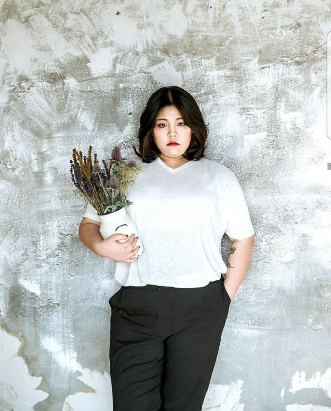 Béo gấp đôi người yêu nhưng thánh ăn Hàn Quốc vẫn có gout thời trang chẳng thua cô gái nào-2