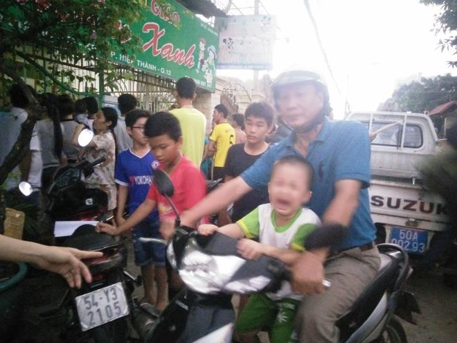 Người dân xung quanh trường Mầm Xanh: Trước tôi gởi con thấy bị chảy máu mũi, gãy tay, tôi sợ quá gởi đi nơi khác-10