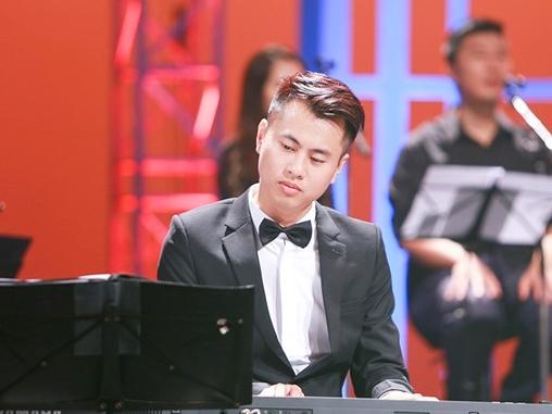 Nhạc sĩ mà Miu Lê 'google chỉ ra đàn piano' là ai?