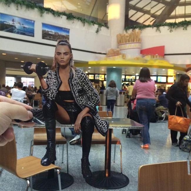 Đau ruột với những cô em nuột nà nơi công cộng-11