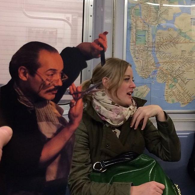 Đau ruột với những cô em nuột nà nơi công cộng-4