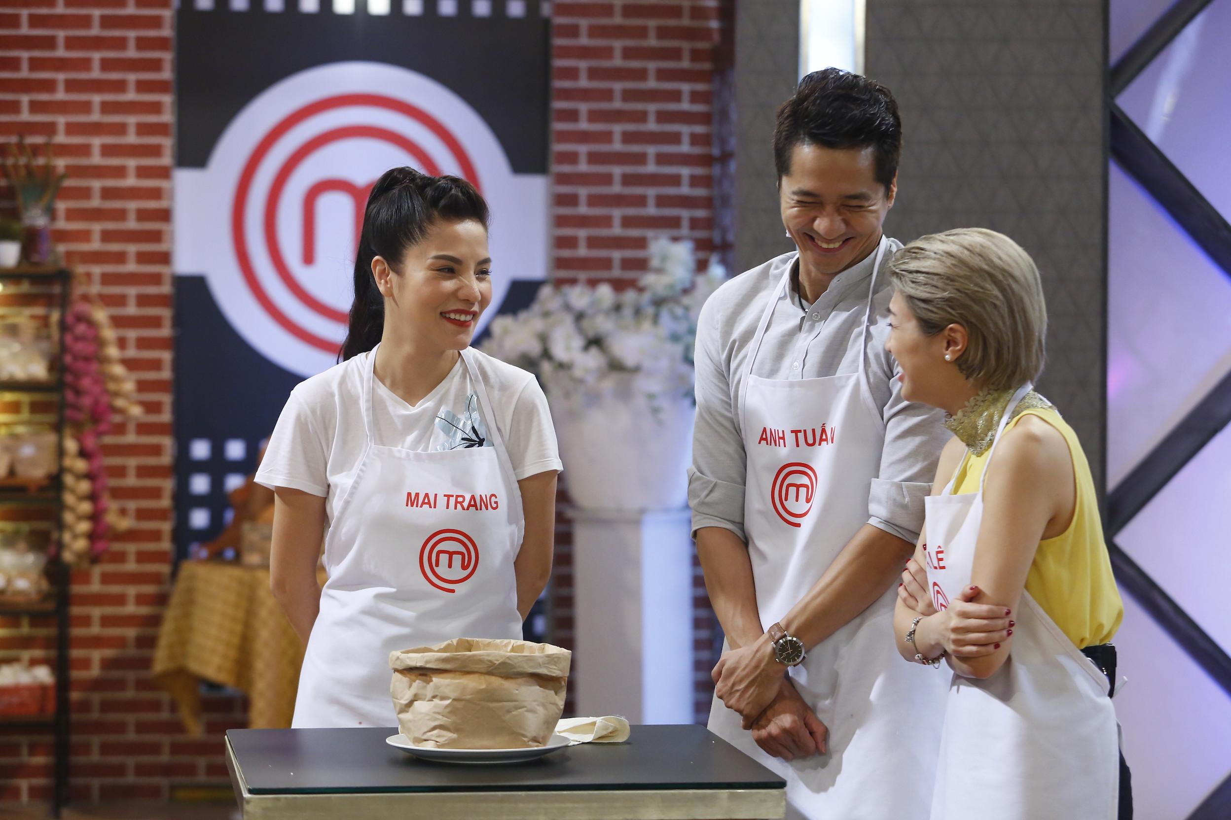 Vua đầu bếp 2017: Pha Lê lộ tính xấu khi thấy bếp của Mai Trang bất ngờ bốc cháy-1