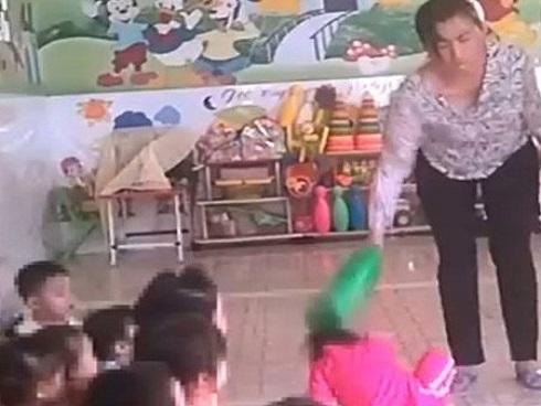 Lời khai của bảo mẫu đánh trẻ em: 'Đánh để… dằn mặt rồi tụi nhỏ ngoan ngoãn nghe lời'