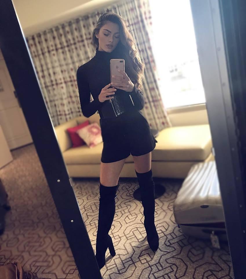 Không chỉ xinh đẹp, tân Hoa hậu Hoàn vũ Thế giới còn sở hữu gu thời trang chuẩn rich kid-11