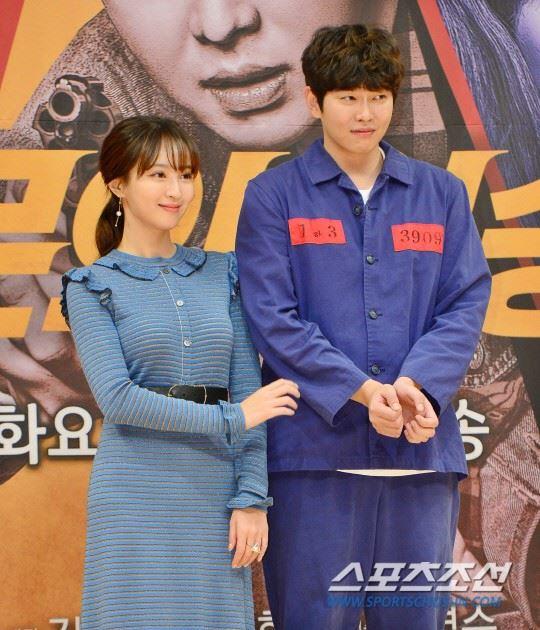 Sao Hàn 27/11: Cặp mỹ nam Lee Jung Jae, Jung Woo Sung tiết lộ tình cảm đặc biệt cho nhau-6