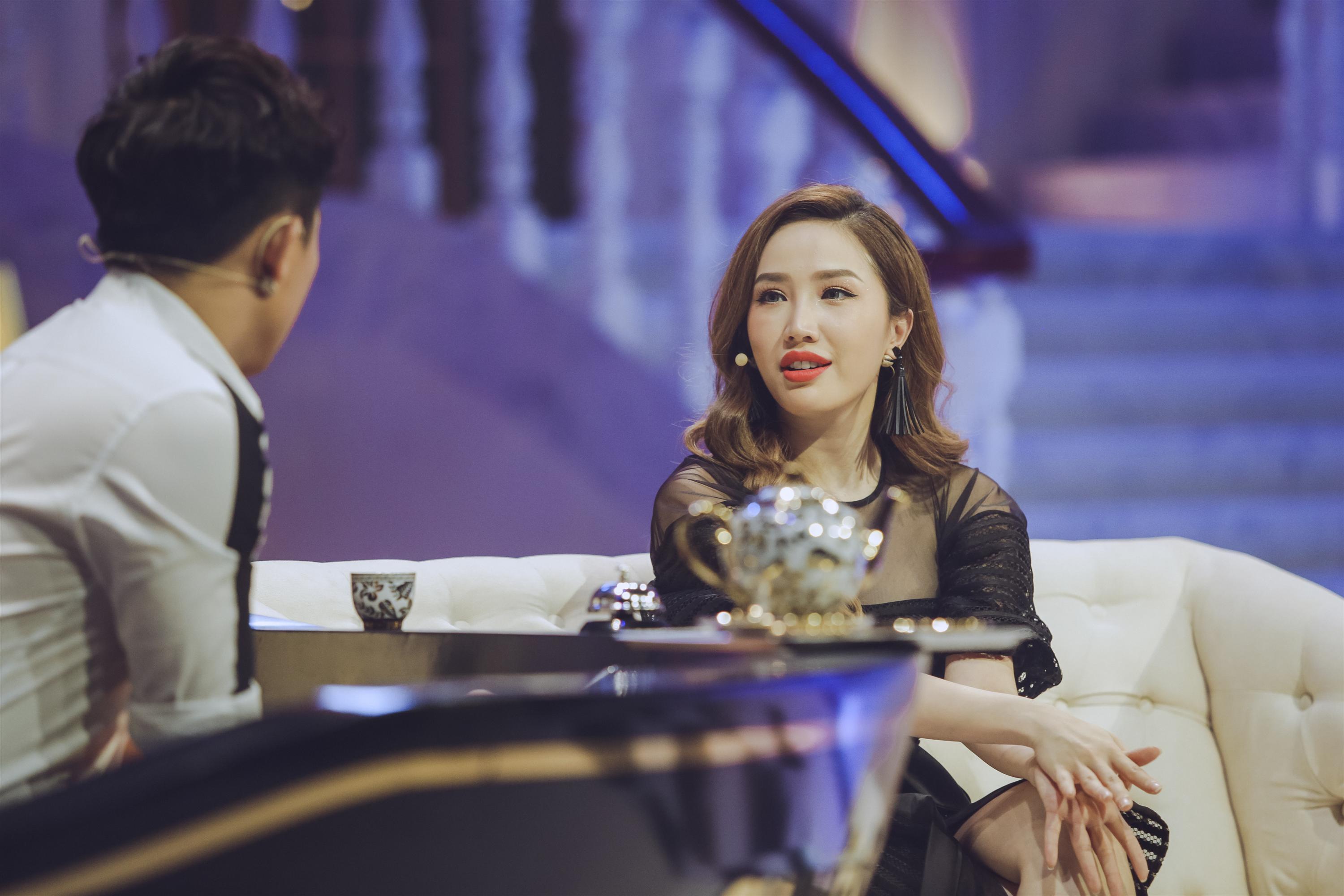 Bảo Thy thú nhận từng bị khán giả ép uống rượu, vây đánh khi diễn tại quán bar-1