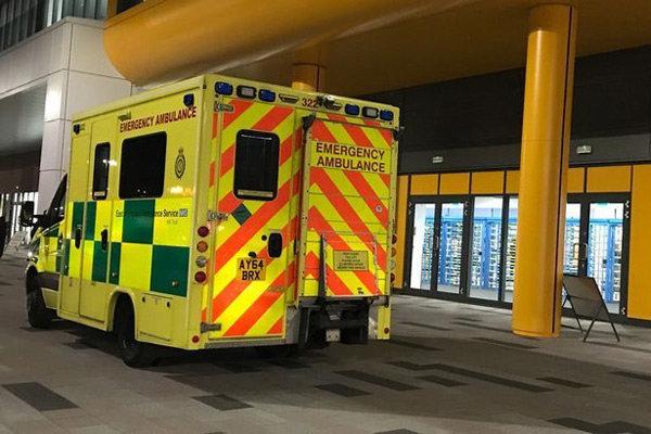 Đế chế Amazon và sự thật khủng khiếp về những chiếc xe cứu thương chở công nhân-2