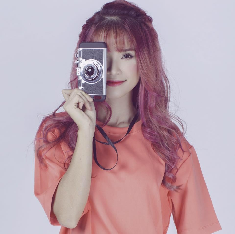 Cắt phăng mái tóc dài huyền thoại, Khởi My xuất hiện cute sau đám cưới lịch sử-8