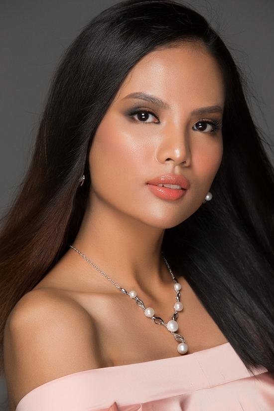 Những nhan sắc Đại học Ngoại Thương đáng gờm tại Hoa hậu Hoàn vũ Việt Nam 2017-6