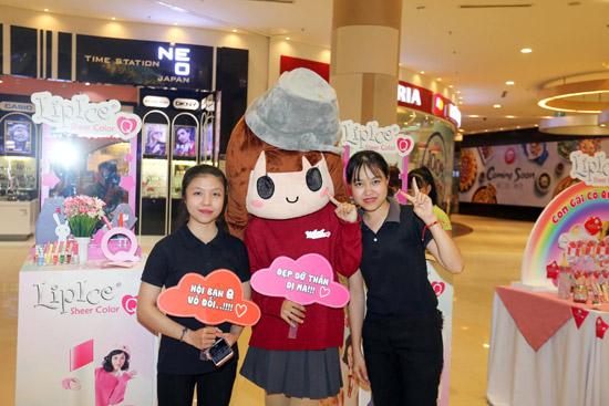 Lạc lối ở thế giới son Q-3