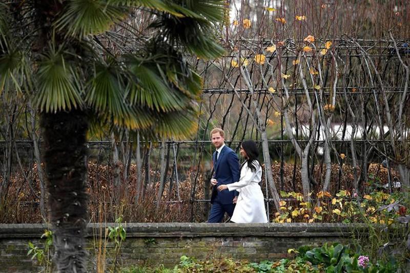 Hoàng tử Anh ngỏ lời cầu hôn khi đang... nướng gà-3