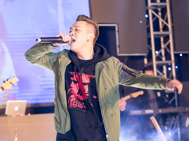 Đã lỡ yêu em nhiều phiên bản cover của chính diễn viên nhí điển trai-4