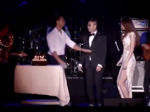 Sau lời chúc ngọt ngào, Kim Lý tiếp tục bày bỏ tình yêu khi tổ chức sinh nhật cho Hồ Ngọc Hà tại Mỹ