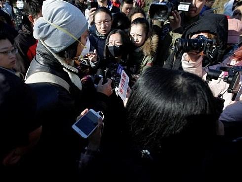 Trung Quốc: Rúng động vụ trẻ em mầm non bị ép uống thuốc lạ, ngược đãi và lạm dụng tình dục