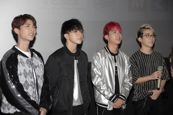 Phát sốt trước dàn diễn viên của sitcom Thần tượng tuổi 300-6