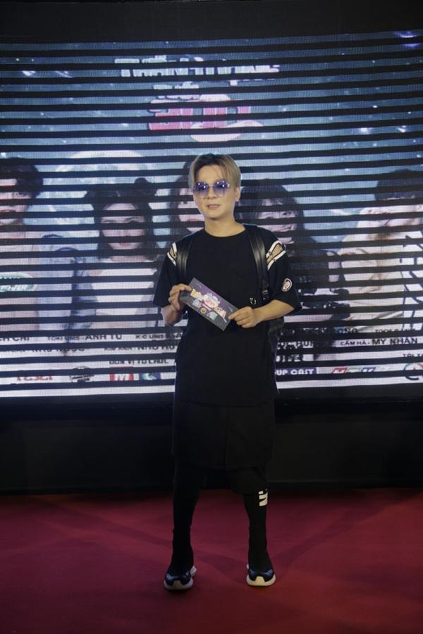 Phát sốt trước dàn diễn viên của sitcom Thần tượng tuổi 300-9