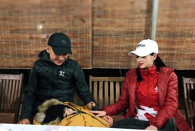 Hot girl - hot boy Việt 30/11: Primmy Trương khiến fan thổn thức khi cover Đừng ai nhắc về anh ấy bằng piano-3