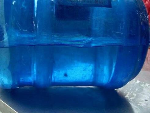 Hải Phòng: Rêu nổi lềnh phềnh trong bình nước tinh khiết