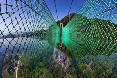 Thử độ liều với các trò chơi siêu mạo hiểm tại công viên tọa lạc trên núi cao-3