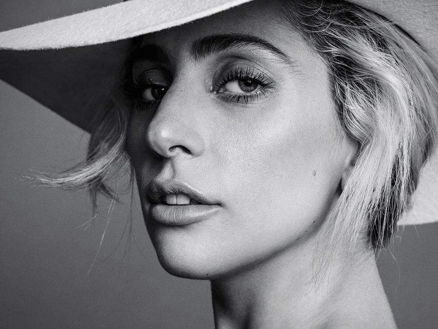 100 triệu USD là cái giá phải trả cho 2 năm biểu diễn của Lady Gaga tại Las Vegas!-15