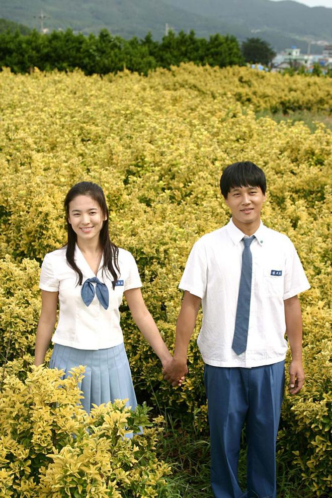 Song Hye Kyo - Nữ hoàng rating nhưng lại là thuốc độc phòng vé xứ Hàn?-6