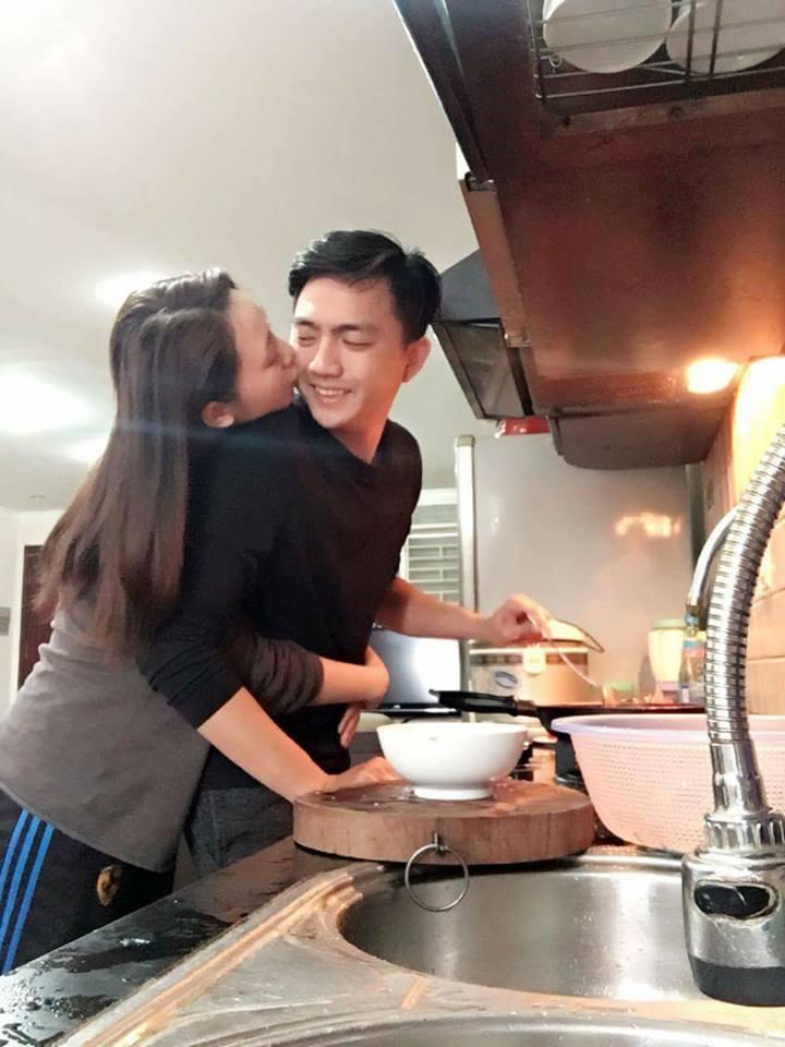 Hot girl - hot boy Việt 1/12: Tâm Tít khoe khoảnh khắc đáng yêu của con trai khi ngủ-1