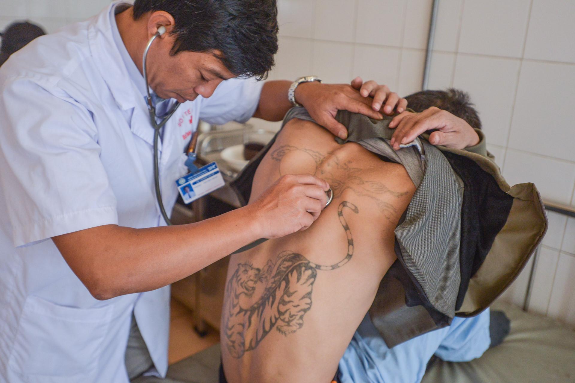 Những bệnh nhân quanh năm không người đến thăm-5