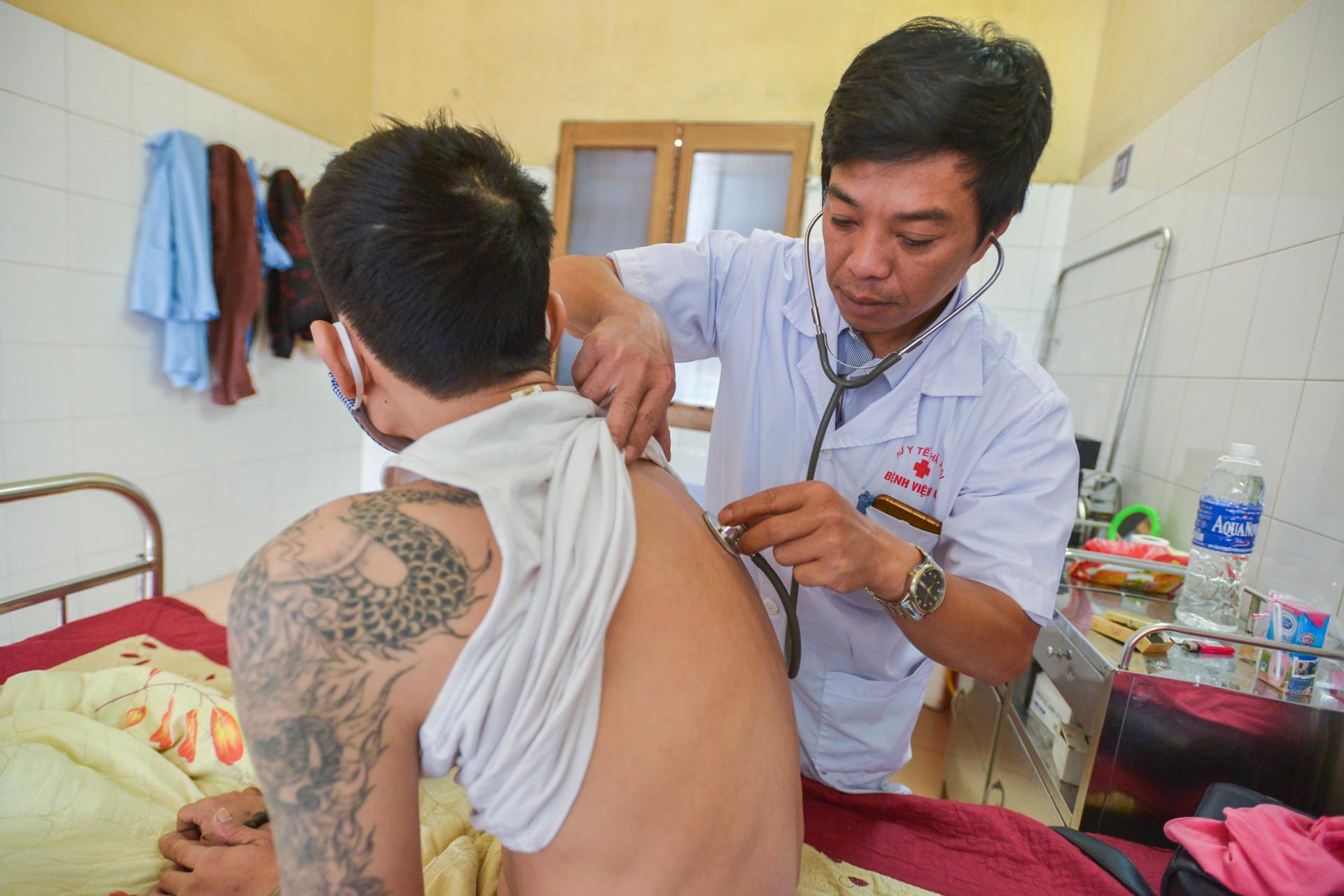 Những bệnh nhân quanh năm không người đến thăm-9