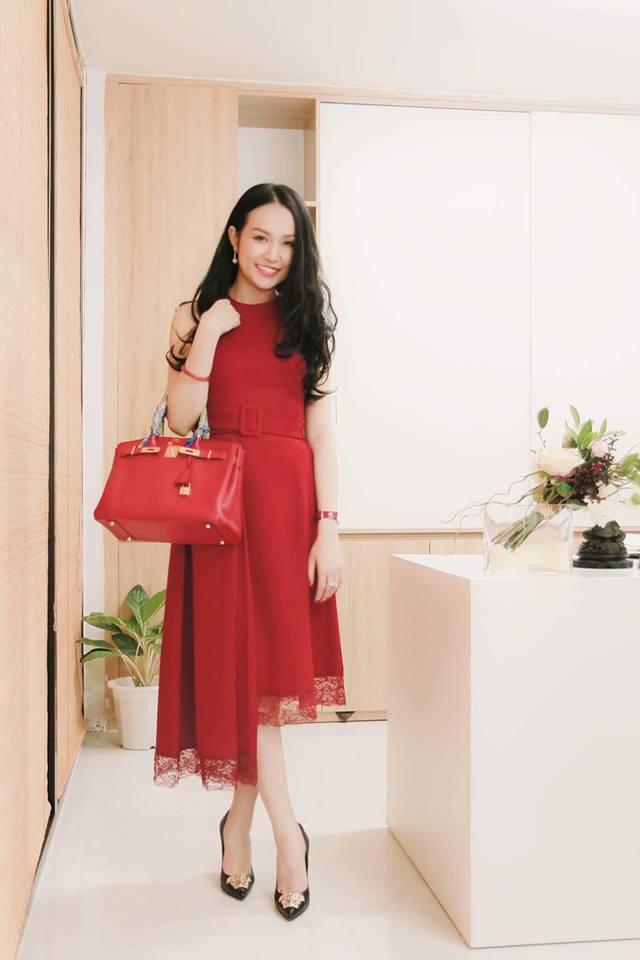 Bà xã Tuấn Hưng trải lòng về thanh xuân chỉ có chồng và con khiến nhiều người đồng cảm-4