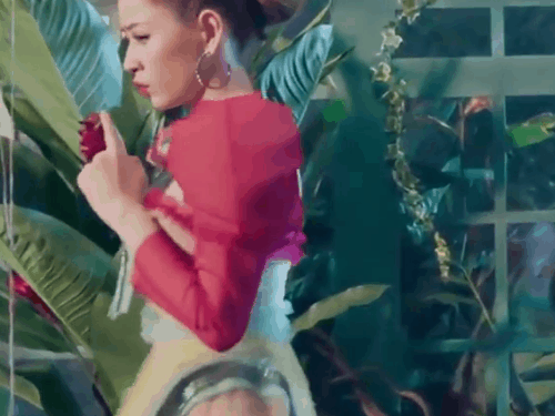 Clip: Đây là cách Khởi My chơi Tam sao thất bản-1