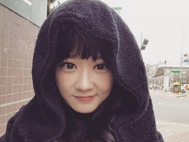 Tin sao Hàn: Go Ara chủ động trao Song Seung Hun nụ hôn ngọt ngào-10