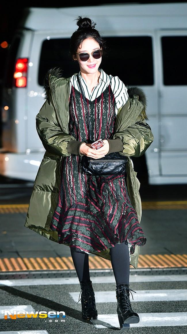Mỹ nhân Running man Song Ji Hyo - Jessica lên đồ ngày đông đẹp nhất street style sao Hàn-5
