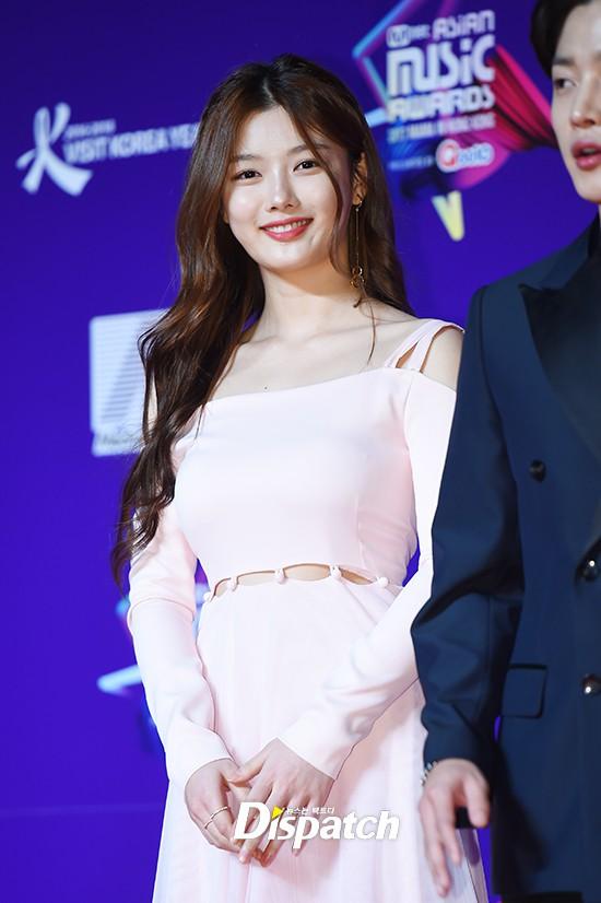 Có em chờ của Min thắng giải kỹ sư âm nhạc của năm tại MAMA 2017-5