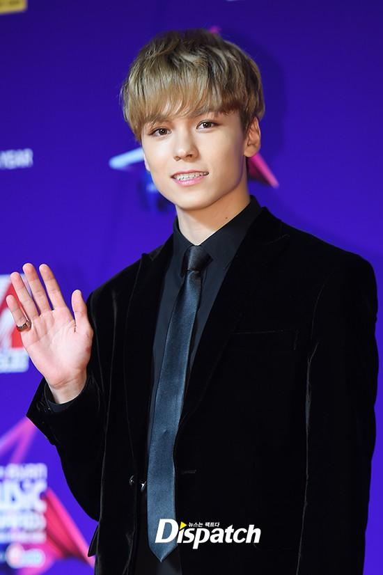 Có em chờ của Min thắng giải kỹ sư âm nhạc của năm tại MAMA 2017-9