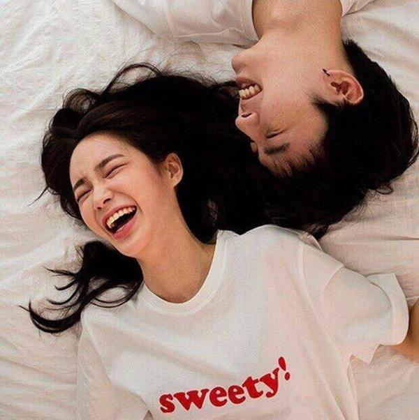 2 năm yêu không được công khai, chia tay 20 ngày bạn trai đã đăng ảnh ôm người mới-4