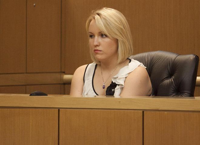 Cho bạn trai ôm lần cuối trước khi chia tay, cô gái xinh xắn đau đớn lãnh 32 nhát dao-12