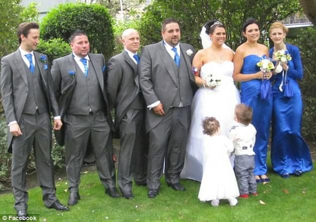 Vợ nằm liệt giường, chồng đăng ảnh thân mật cùng phụ nữ khác nhưng vẫn khẳng định không ngoại tình-2